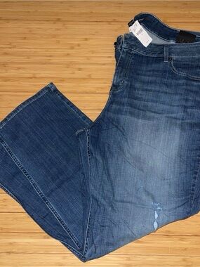 Lane Bryant Mid Rise Straight Jean